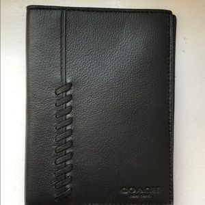 BRAND NEW* Coach black leather passport holder